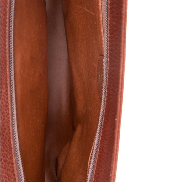 MARK CROSS Grained Leather Crossbody Bag - Picture 5 of 5